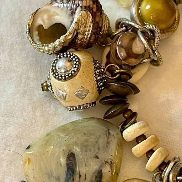 Boho Beach chic charm bracelet elastic band with stones, silver charms, shells - Picture 5 of 8